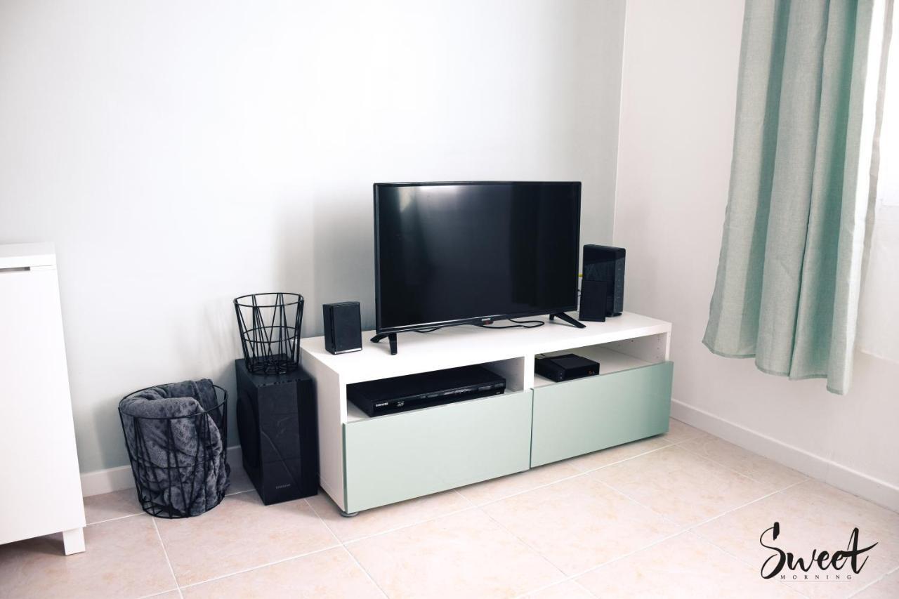 Netflix I Molotov I Lit 160X200 I Proche Gare Et Centre Ville I 39M2 I Wifi Toulon Luaran gambar